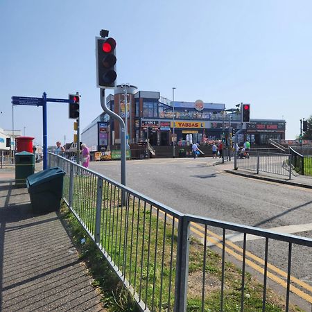 Ingoldmells, The Grange Holiday Park 3-Bedroom Caravan Skegness Exterior foto